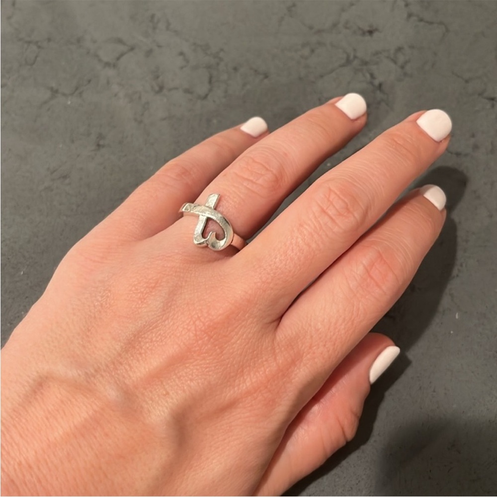 Tiffany & Co. Silver Paloma Picasso Heart Ring - Picture 10 of 10